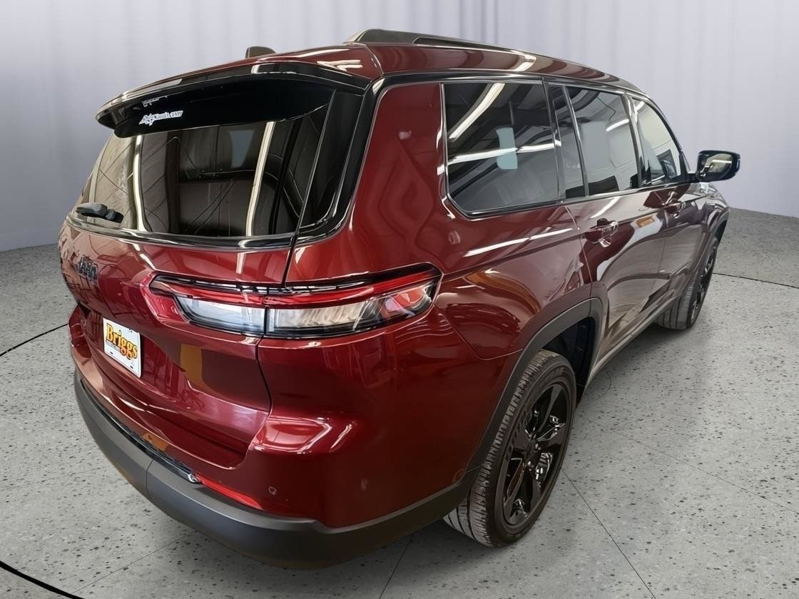 Used 2023 Jeep Grand Cherokee L Laredo AWD/4WD image 6
