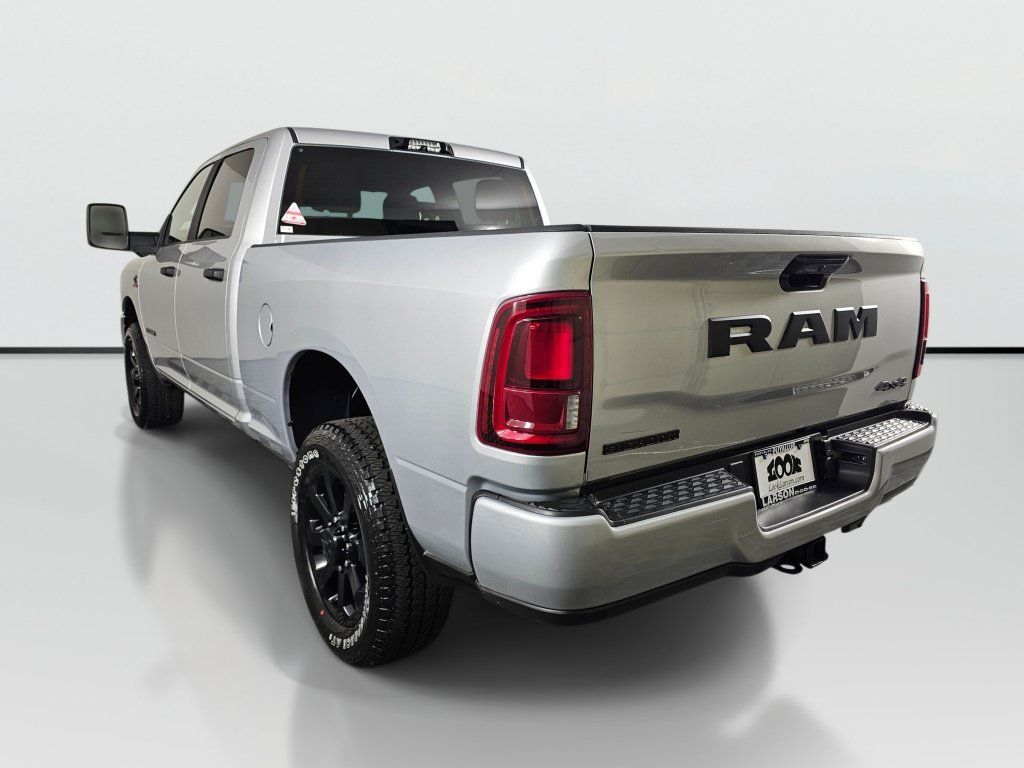 New 2026 RAM 3500 Big Horn AWD/4WD image 7
