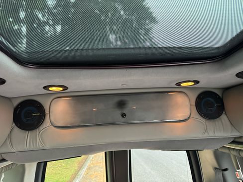 Used 2008 Chevrolet Express 1500 AWD w/ Preferred Equipment Group image 18