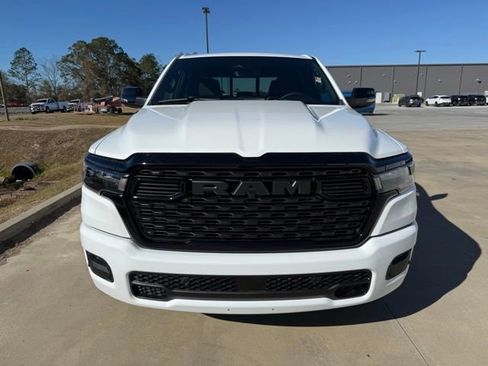 New 2026 RAM 1500 4x4 Crew Cab image 2