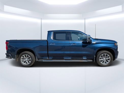 Used 2020 Chevrolet Silverado 1500 High Country image 2