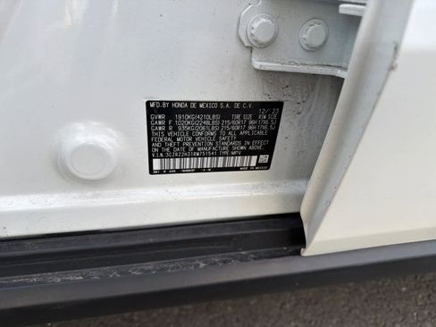 Certified 2024 Honda HR-V LX image 19