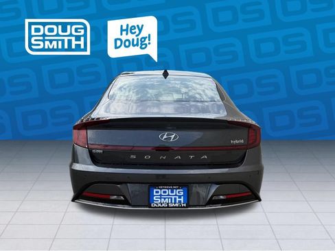 Used 2021 Hyundai Sonata Limited FWD image 4