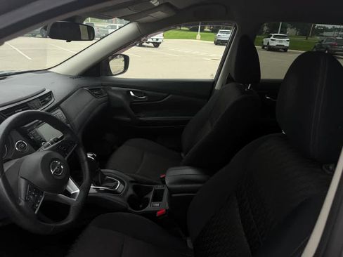 Used 2019 Nissan Rogue SV AWD/4WD image 7