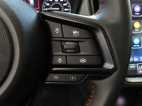 Certified 2025 Subaru Crosstrek 2.5i Limited w/ Crosstrek Mirror Package AWD/4WD image 14