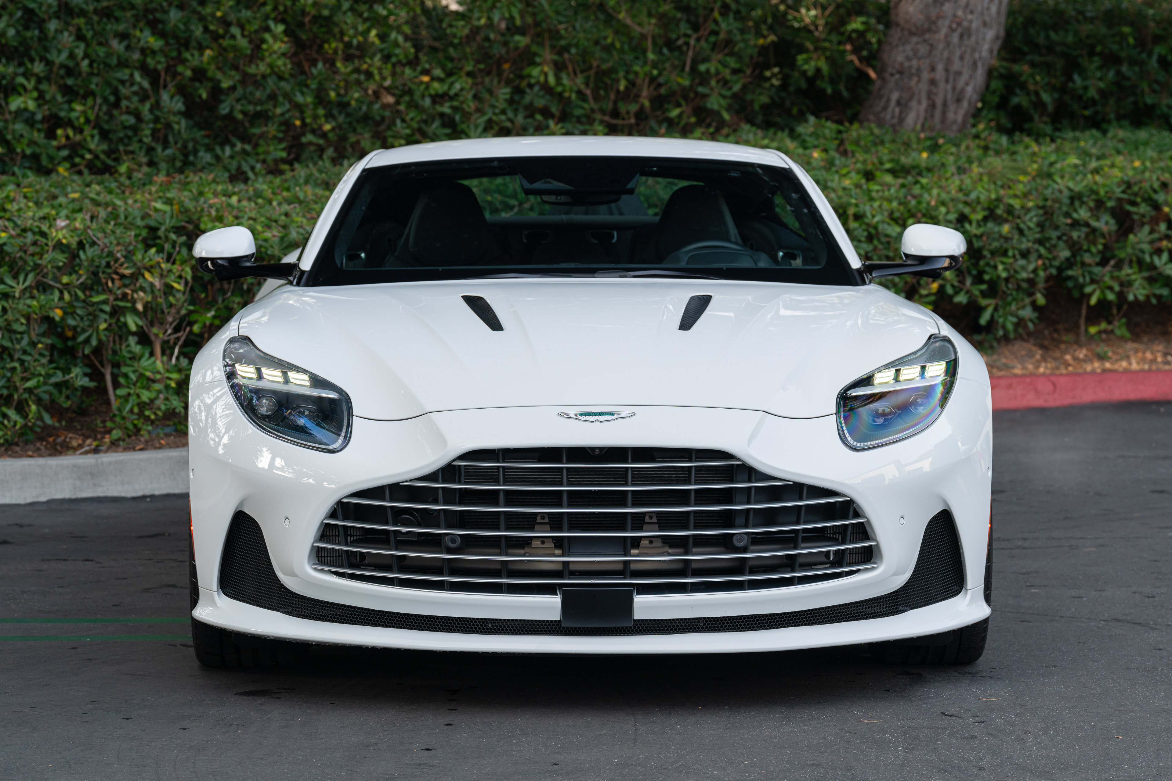 Used 2024 Aston Martin DB12 Coupe RWD image 5