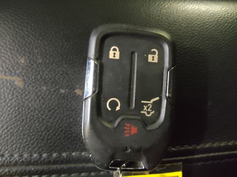 Used 2018 GMC Terrain SLE w/ Driver Convenience Package FWD image 32