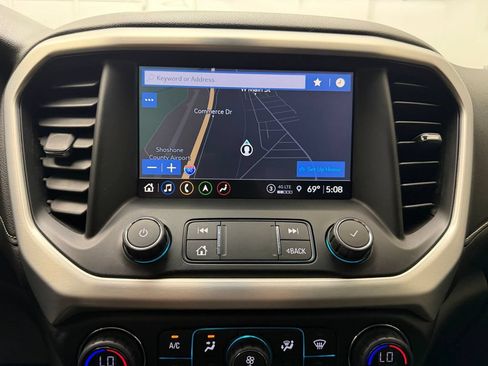 Used 2022 GMC Acadia SLT w/ Technology Package AWD/4WD image 27