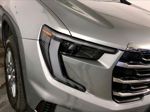 Used 2025 GMC Acadia Elevation AWD/4WD image 26