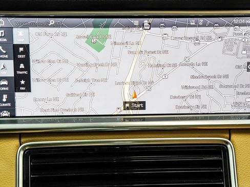 Used 2017 Porsche Panamera image 32