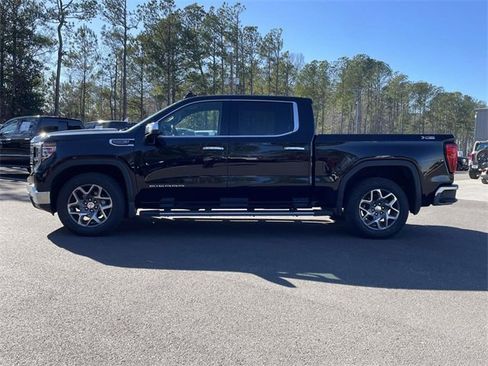 Used 2022 GMC Sierra 1500 SLT w/ SLT Premium Plus Package image 28