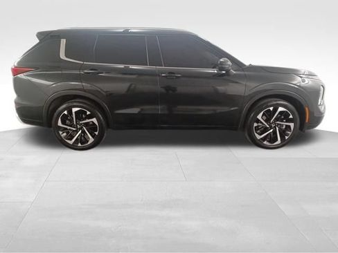 Used 2023 Mitsubishi Outlander SEL FWD image 8