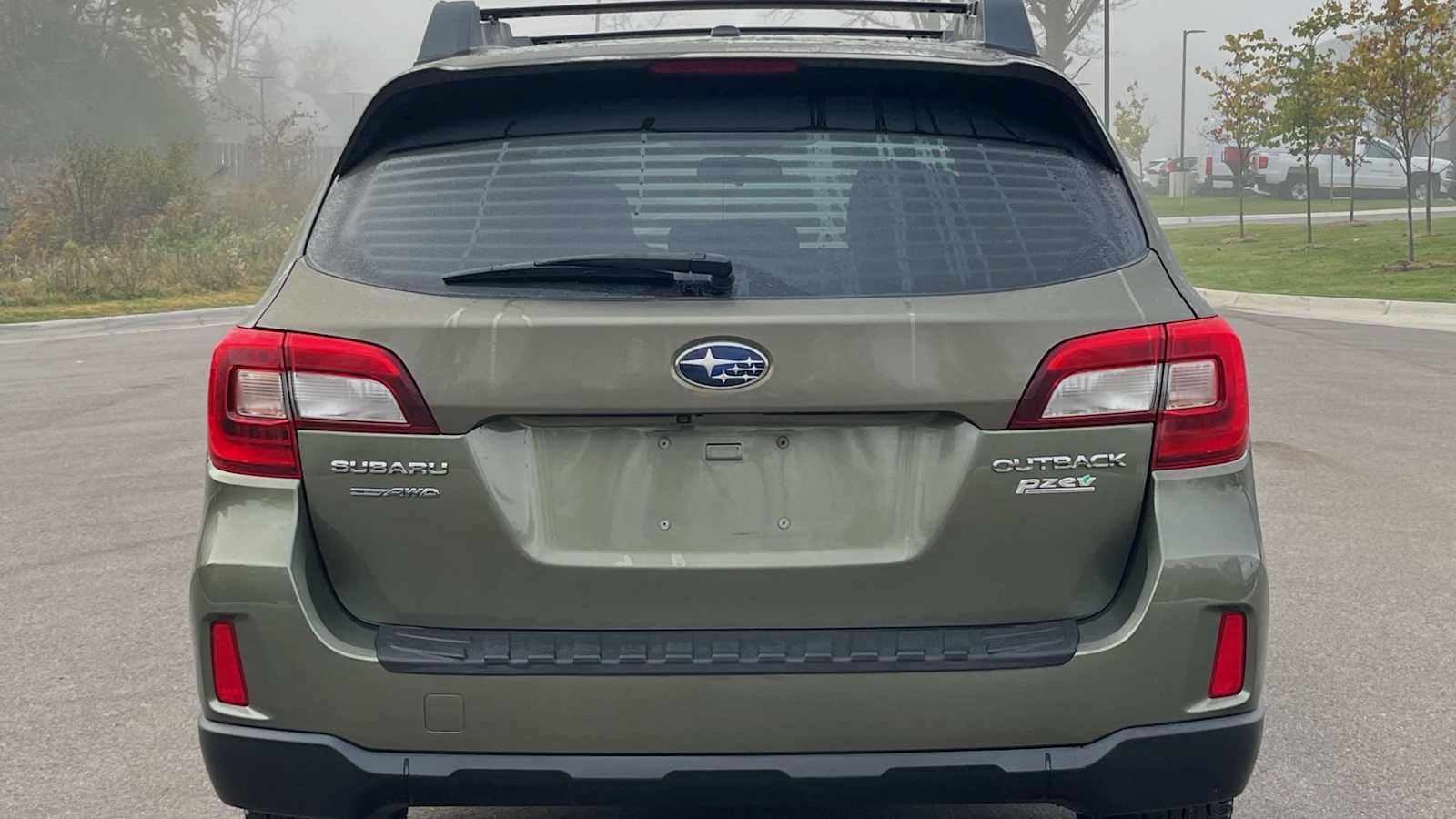 Used 2015 Subaru Outback 2.5i Limited AWD/4WD image 18