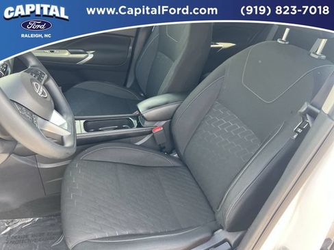Used 2024 Nissan Kicks SV FWD image 32