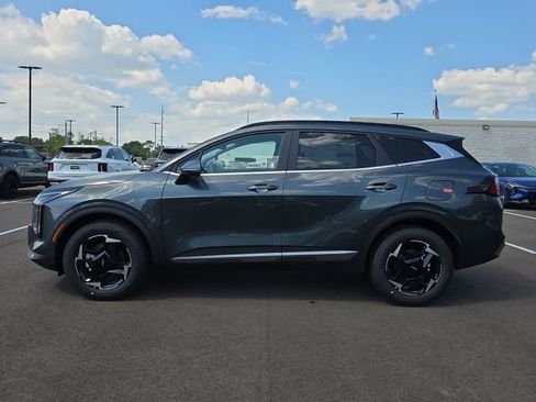 New 2026 Kia Sportage EX AWD/4WD image 2