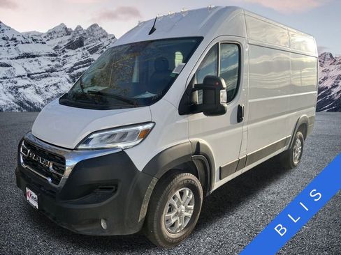 New 2026 RAM ProMaster 1500 w/ Quick Order Package 22G SLT image 5