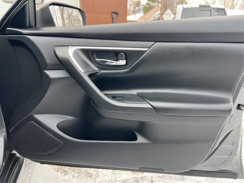 Used 2017 Nissan Altima 2.5 S w/ Power Driver Seat Package image 18