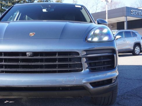 Used 2019 Porsche Cayenne E-Hybrid image 16
