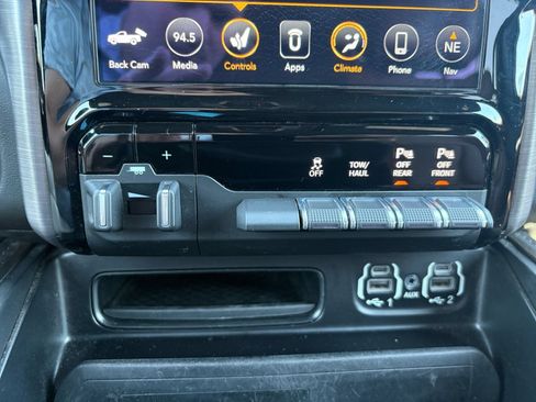 Used 2020 RAM 1500 Limited AWD/4WD image 31