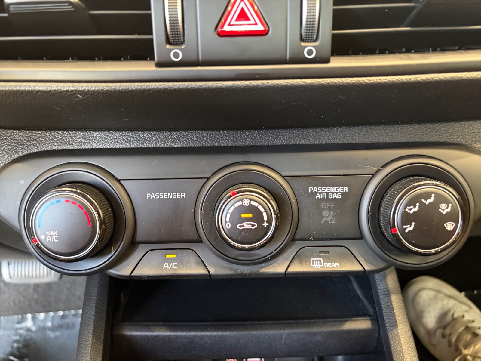 Used 2021 Kia Forte LXS FWD image 24