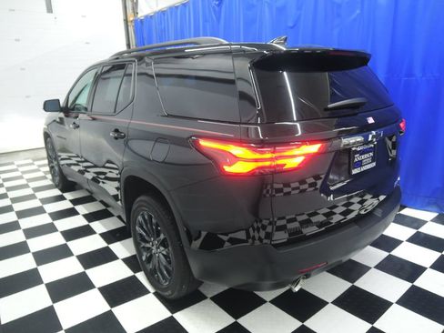 Used 2023 Chevrolet Traverse RS w/ LPO, Floor Liner Package AWD/4WD image 8