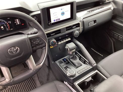 Certified 2025 Toyota Tacoma SR5 w/ SR5 Upgrade Package image 26