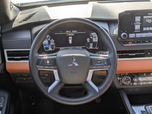 Used 2022 Mitsubishi Outlander SEL image 22