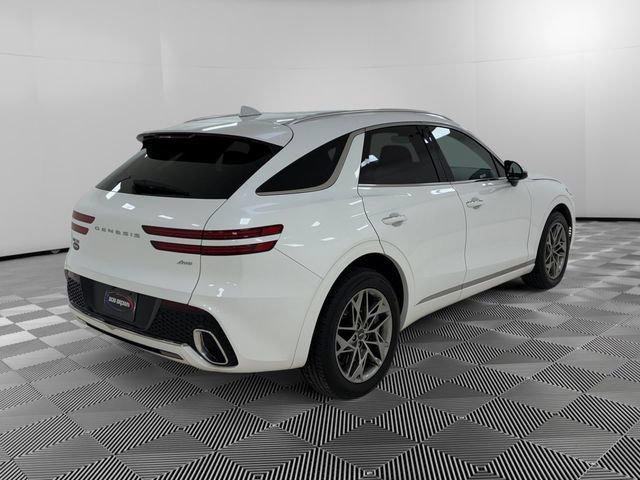 Used 2025 Genesis GV70 2.5T AWD/4WD image 5