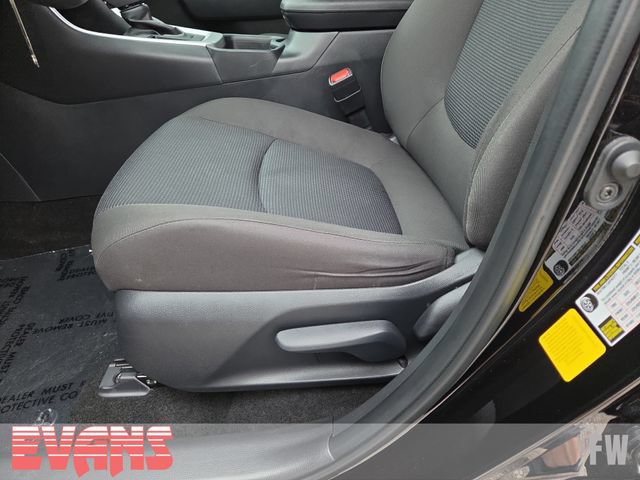 Certified 2025 Toyota RAV4 LE FWD image 20