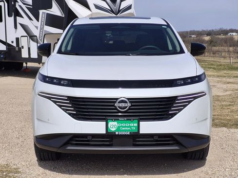 Used 2025 Nissan Murano SL image 3