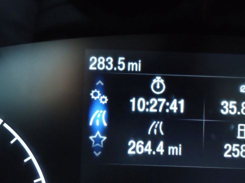 Used 2024 Ford Maverick XLT image 15