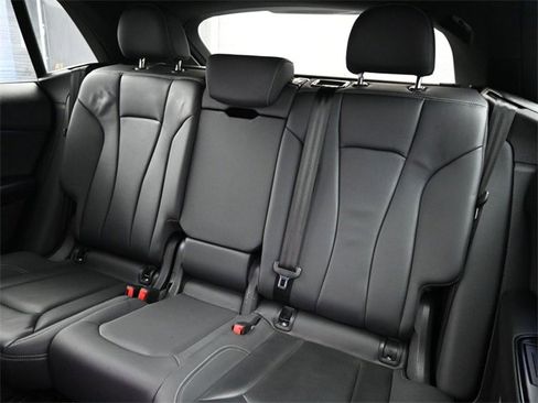 Used 2019 Audi Q8 Premium w/ Convenience Package image 15