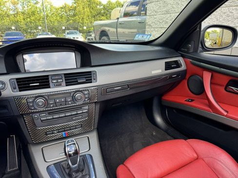 Used 2013 BMW 335is Convertible w/ Premium Pkg RWD image 27