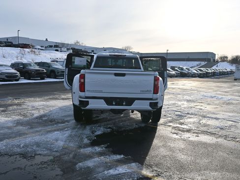 New 2026 Chevrolet Silverado 3500 High Country w/ High Country Premium Package image 23
