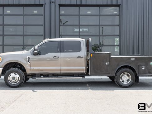 Used 2020 Ford F350 Lariat w/ Lariat Value Package AWD/4WD image 4