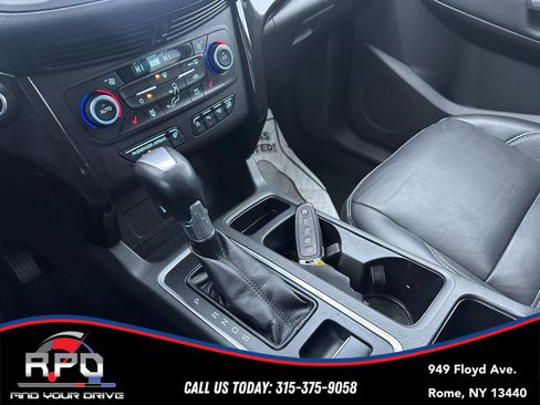 Used 2018 Ford Escape Titanium image 26