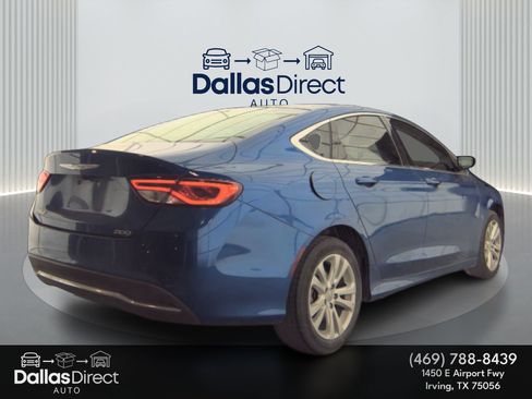 Used 2016 Chrysler 200 Limited image 6