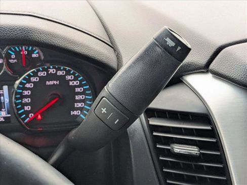 Used 2018 GMC Yukon SLT w/ Open Road Package image 12