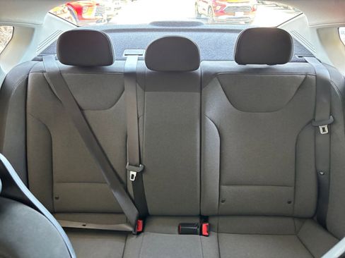 Used 2025 Kia K4 FWD image 39