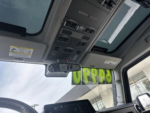 Used 2024 INEOS Grenadier Fieldmaster Edition image 11