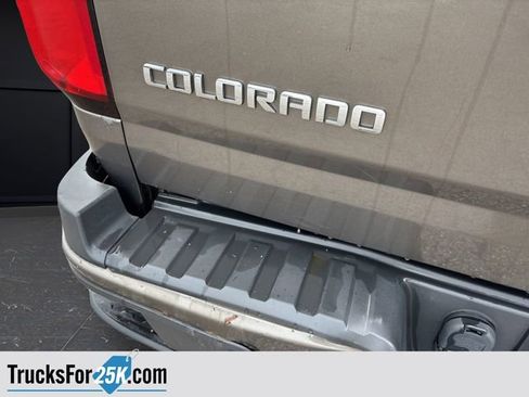 Used 2015 Chevrolet Colorado Z71 image 33