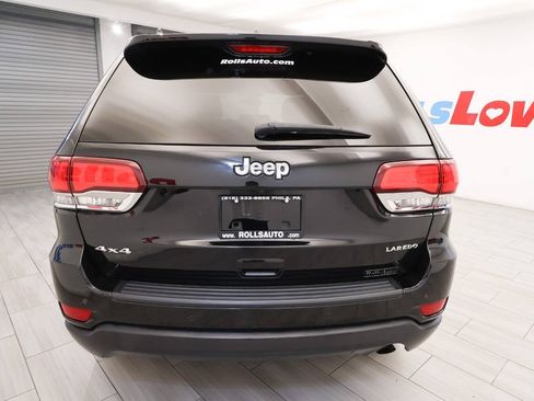 Used 2020 Jeep Grand Cherokee Laredo AWD/4WD image 4