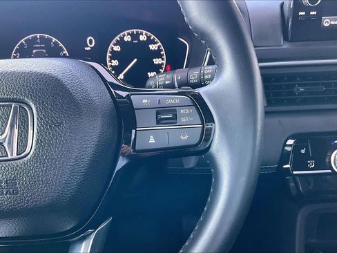 Used 2025 Honda Pilot Touring image 25