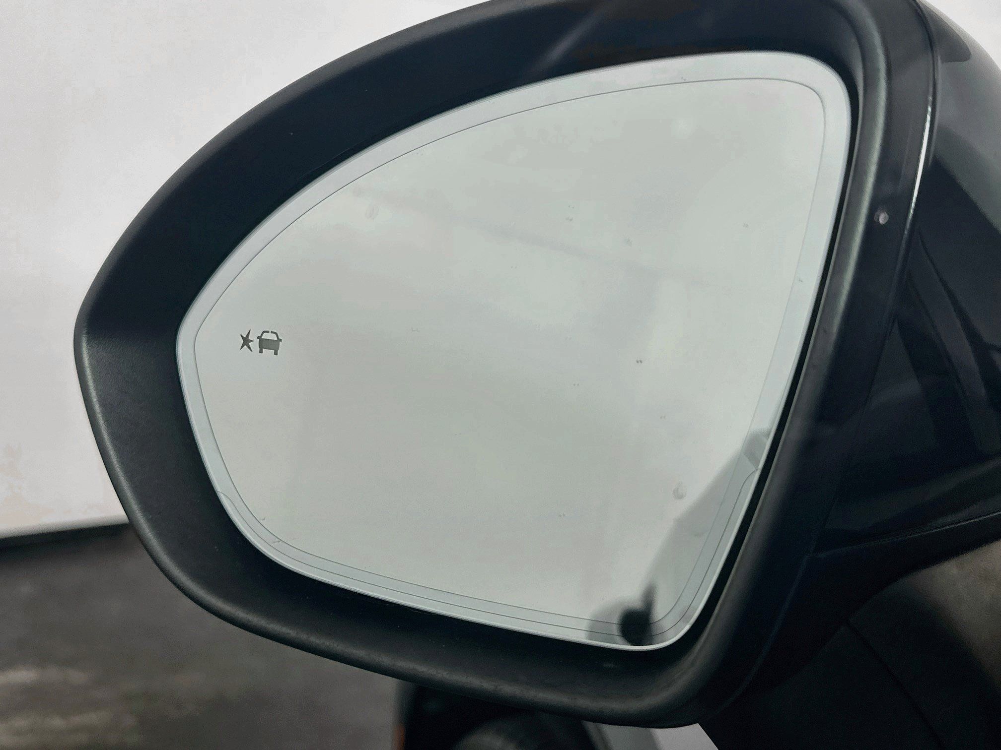 Used 2023 Buick Envision Preferred FWD image 16