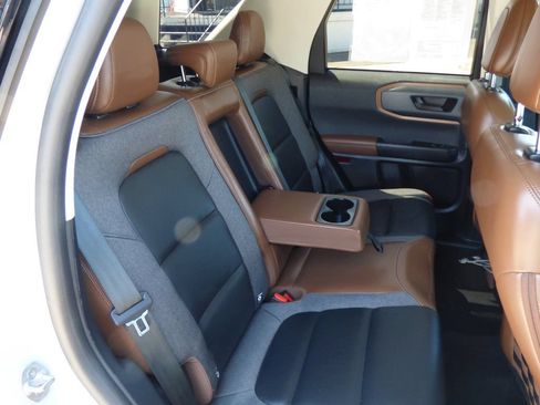 Used 2023 Ford Bronco Sport Outer Banks w/ Tech Package AWD/4WD image 16