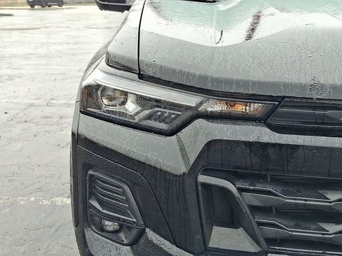 Used 2023 Chevrolet Colorado Z71 w/ Z71 Convenience Package 2 image 20