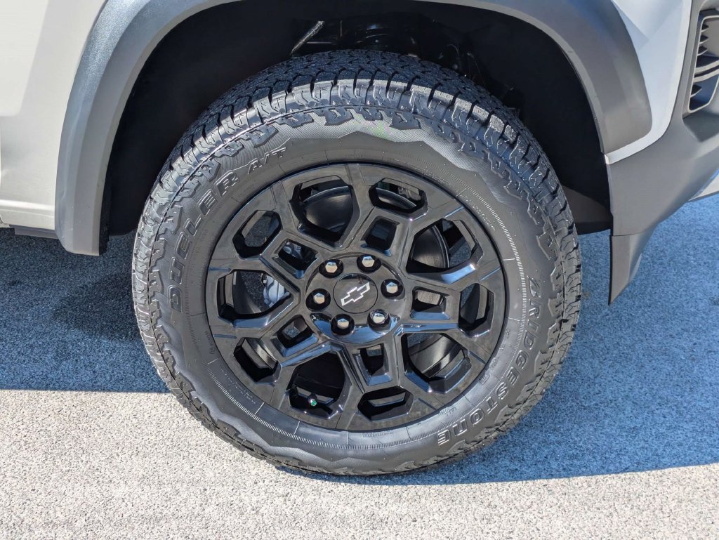 New 2026 Chevrolet Colorado Trail Boss AWD/4WD image 13
