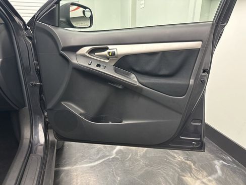 Used 2009 Toyota Matrix XRS w/ All Weather Guard Pkg image 10