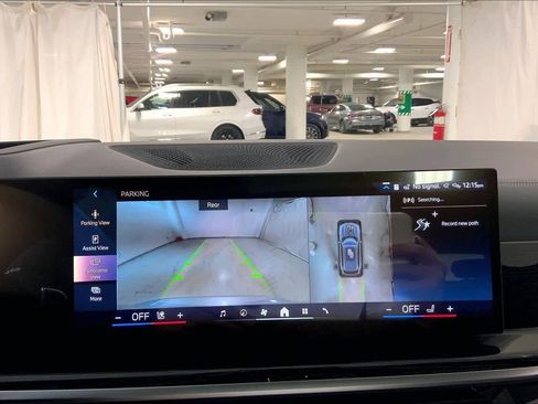 New 2026 BMW X5 xDrive40i w/ Executive Package image 19