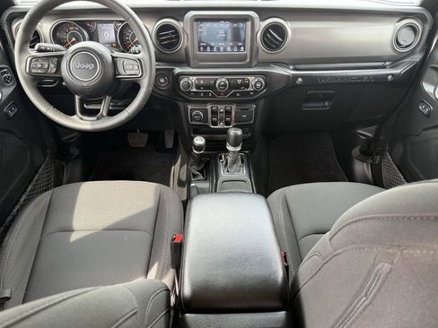 Used 2023 Jeep Wrangler Sport S image 26